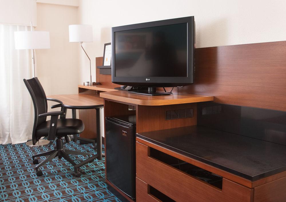 Fairfield Spartanburg Airport Hotel