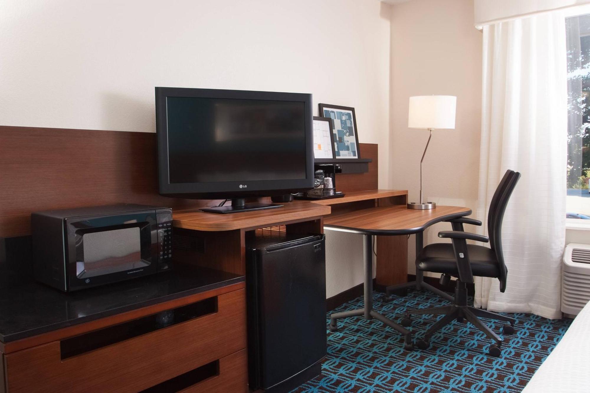 Fairfield Spartanburg Airport 3*
